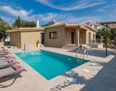 Xenessa Elegant Villa